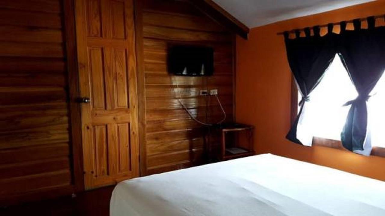 Hotel Olas Bocas del Toro Exterior photo