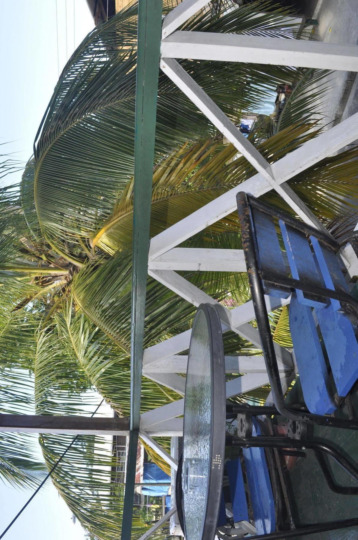 Hotel Olas Bocas del Toro Exterior photo